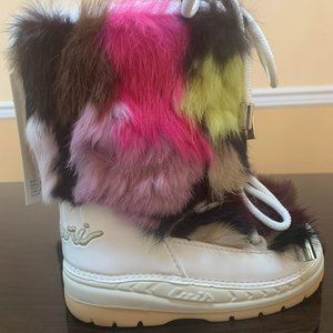 Snow Boots